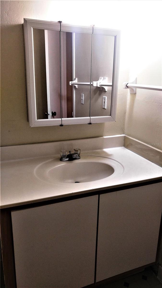 Image 26 of 44 For 1836 Crystal Lake Drive