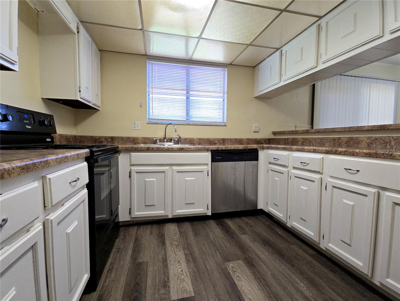 Image 3 of 44 For 1836 Crystal Lake Drive