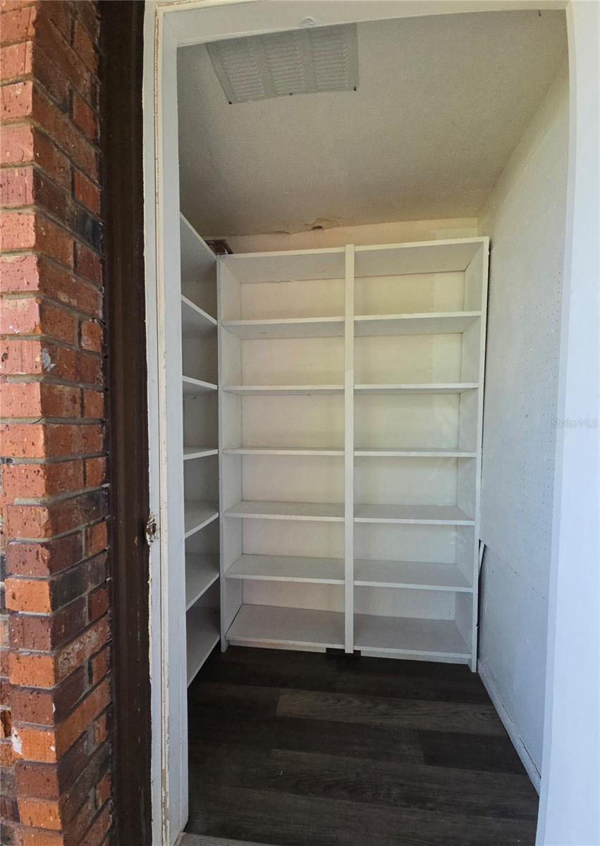 Image 39 of 44 For 1836 Crystal Lake Drive