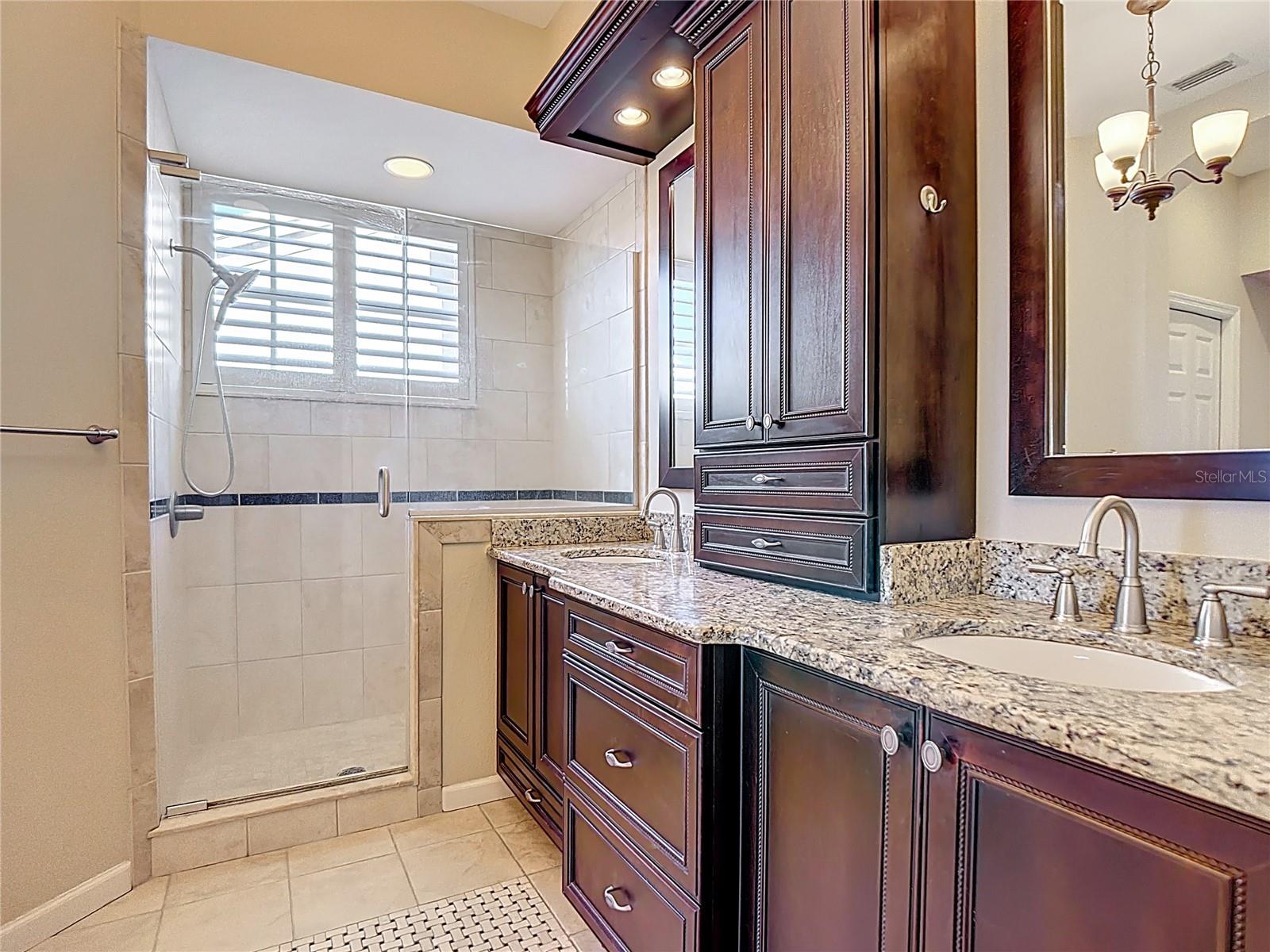 Image 35 of 58 For 457 Enclave Place 457