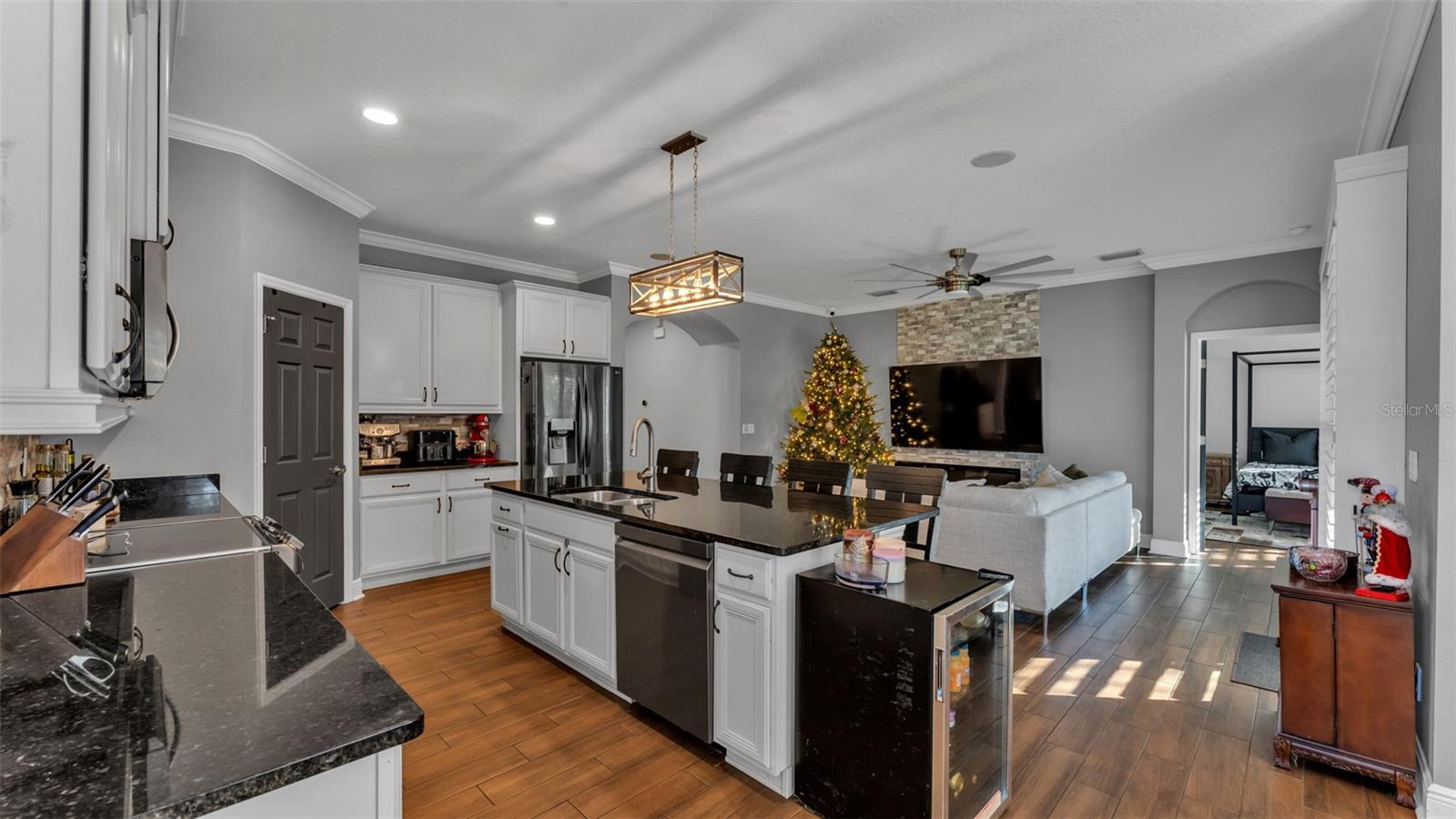 Image 17 of 48 For 6247 Hawk Grove Court