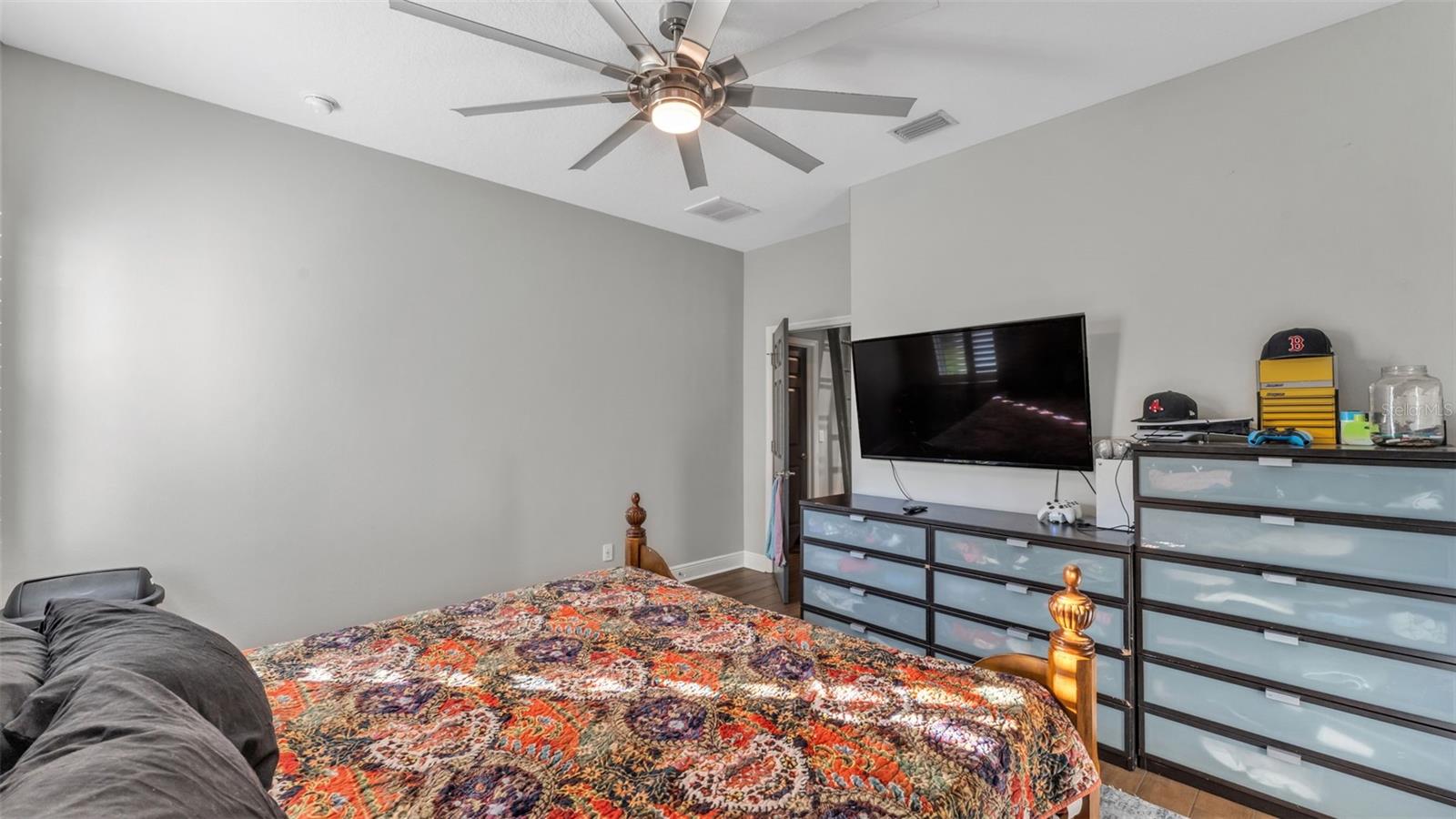 Image 34 of 48 For 6247 Hawk Grove Court