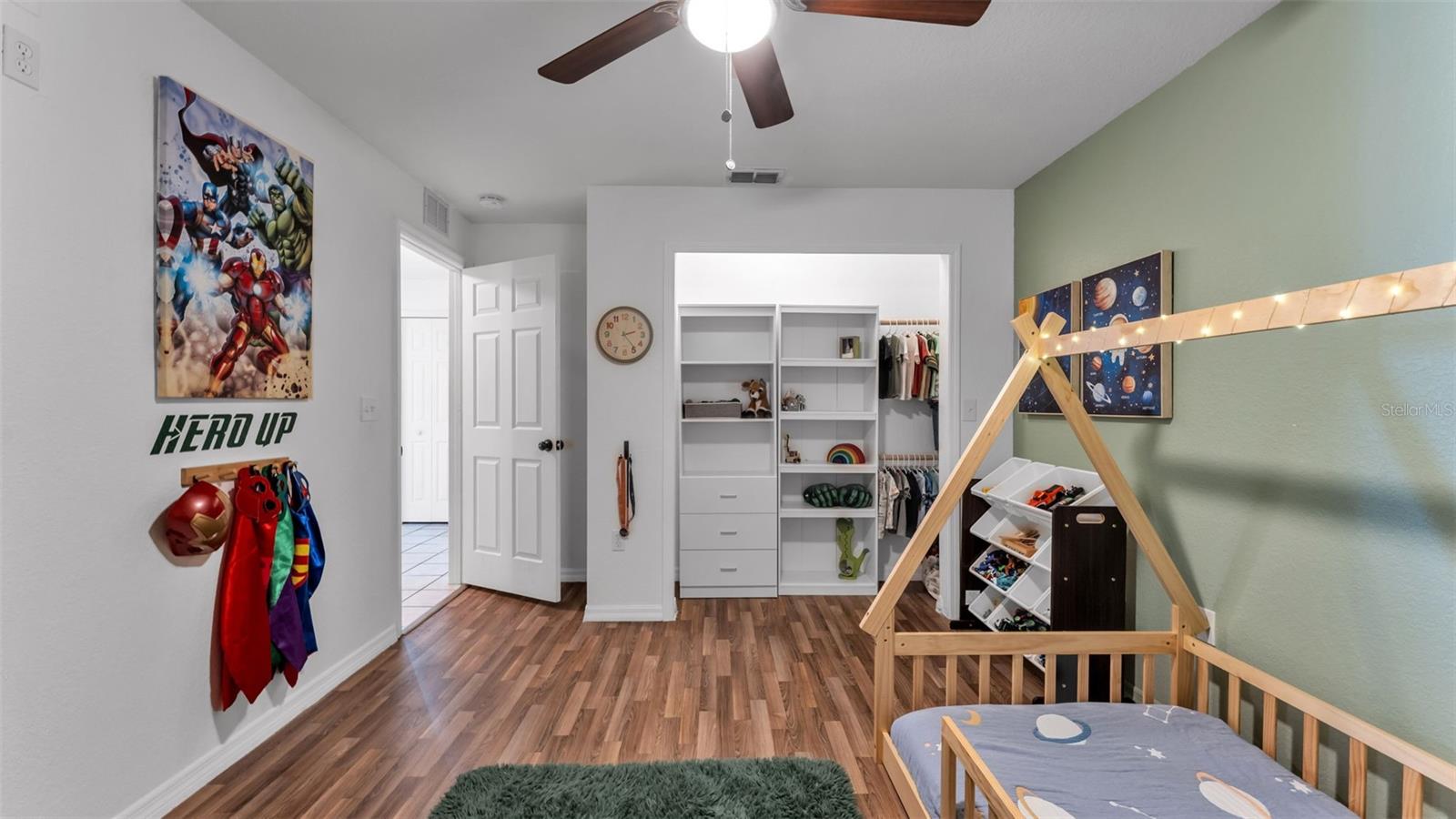 Image 15 of 29 For 702 Lemon Avenue