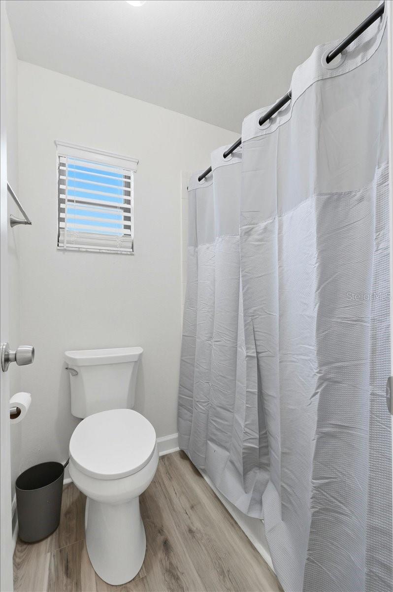 Image 15 of 38 For 664 Eagle Run