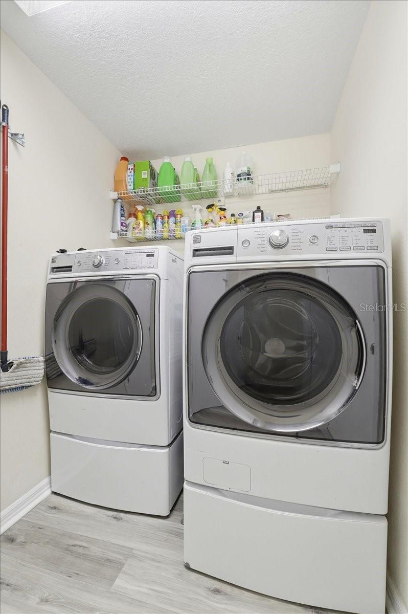 Image 23 of 38 For 664 Eagle Run