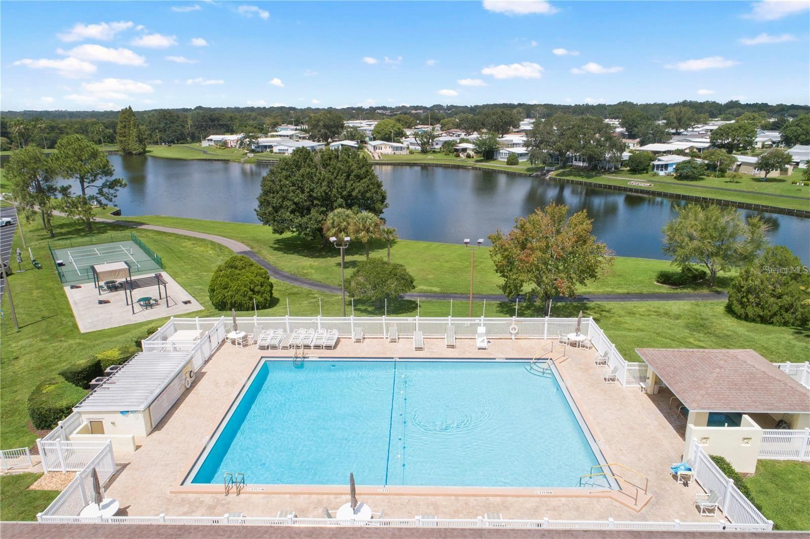 Image 40 of 42 For 4928 Foxdale Dr