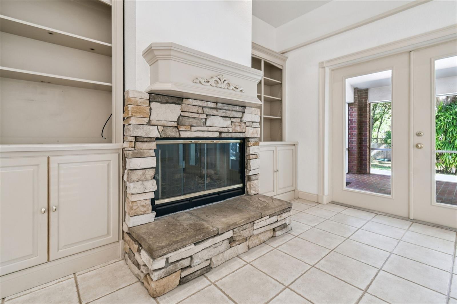 Image 13 of 52 For 520 Pinner Court