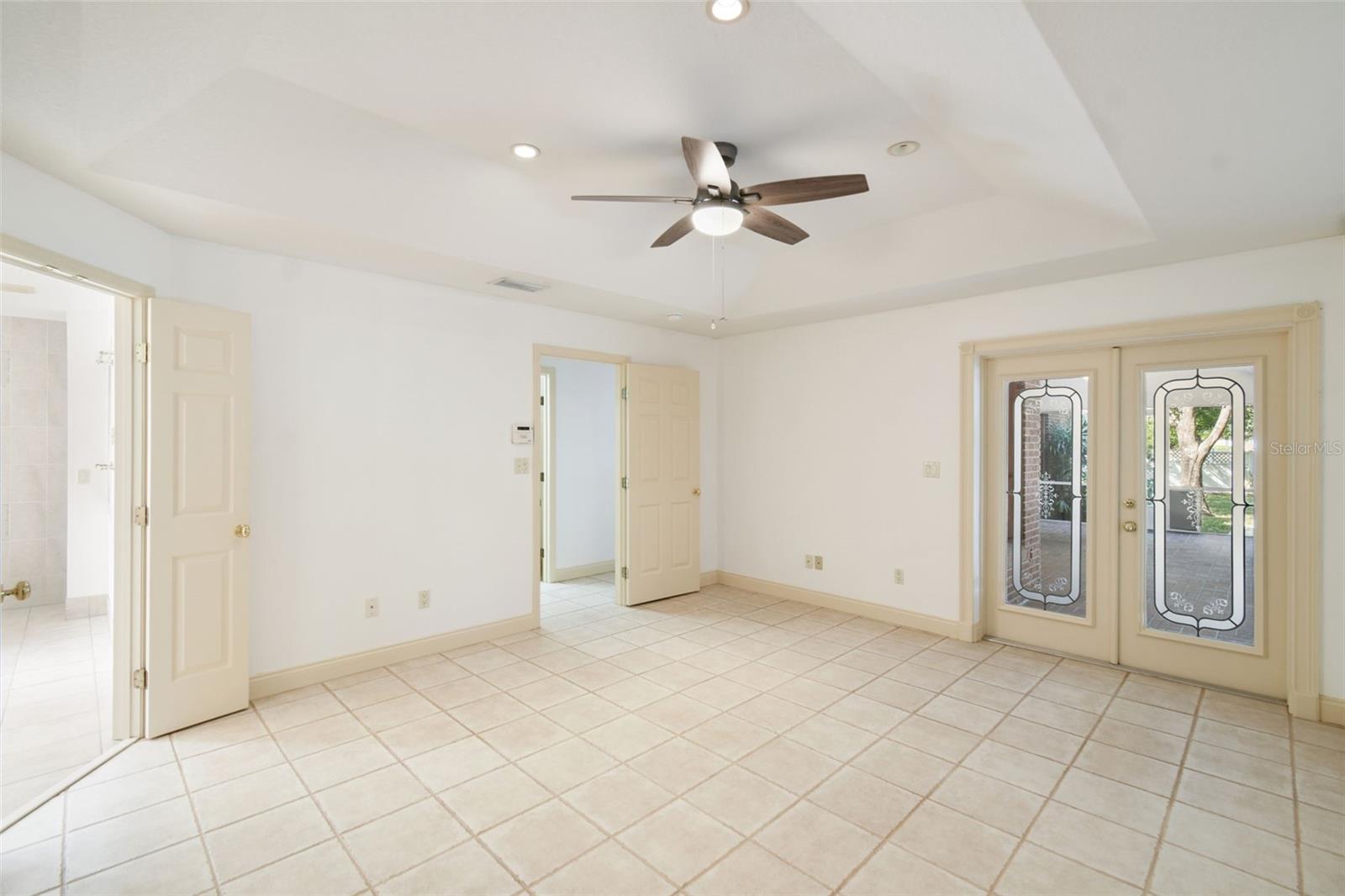 Image 18 of 52 For 520 Pinner Court