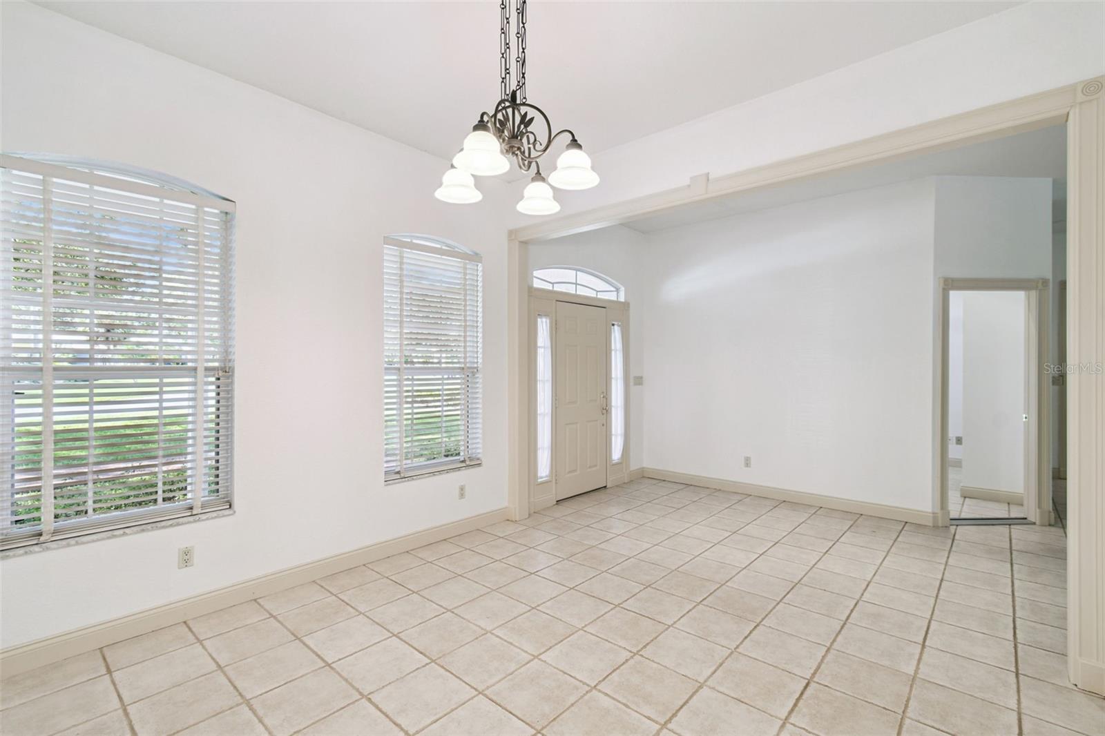 Image 5 of 52 For 520 Pinner Court