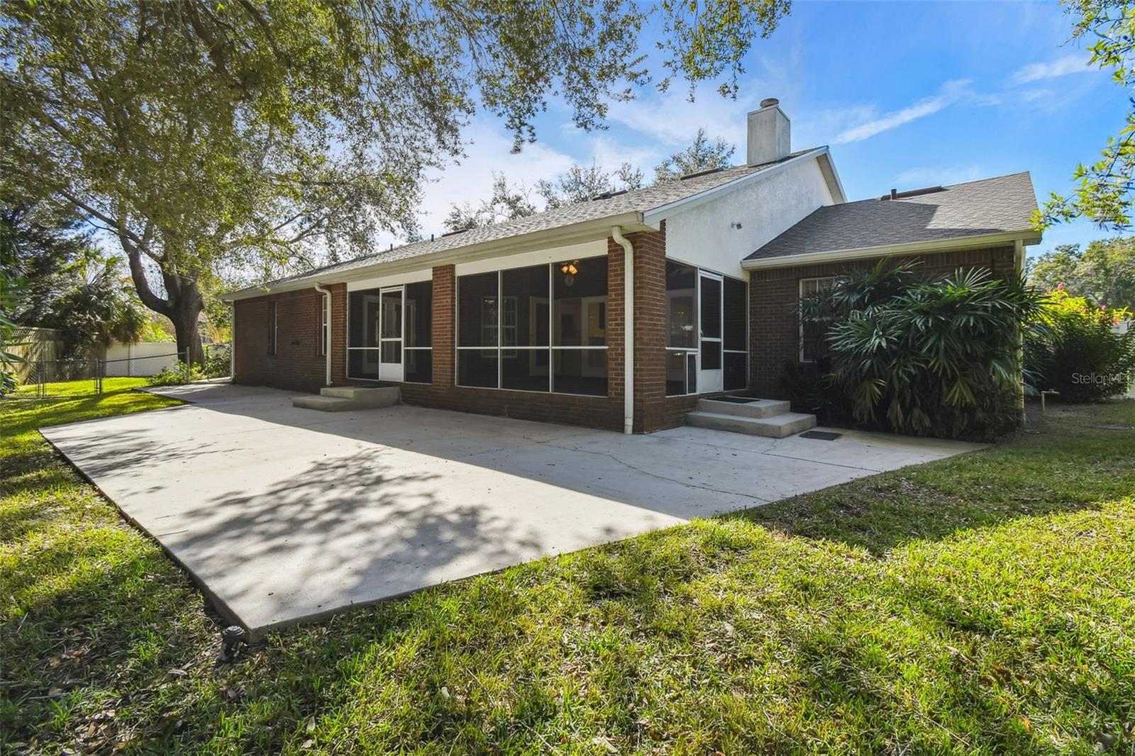 Image 7 of 52 For 520 Pinner Court