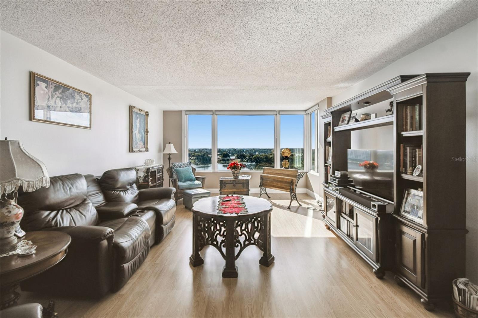 Image 2 of 27 For 1776 6th Street Nw 808