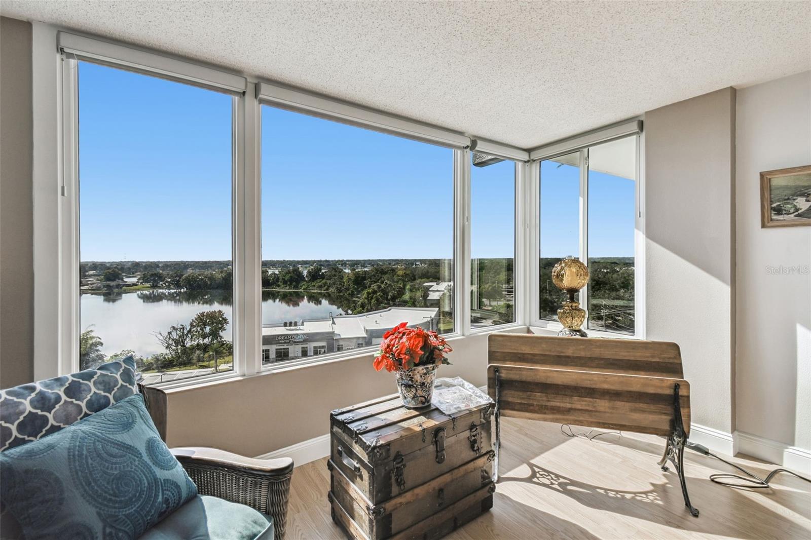 Image 3 of 27 For 1776 6th Street Nw 808