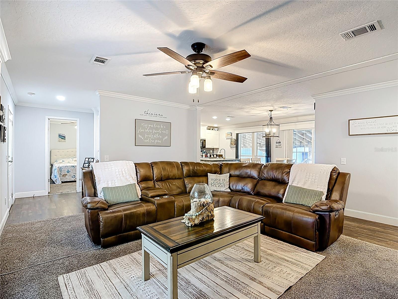 Image 5 of 35 For 3820 Teakwood Circle