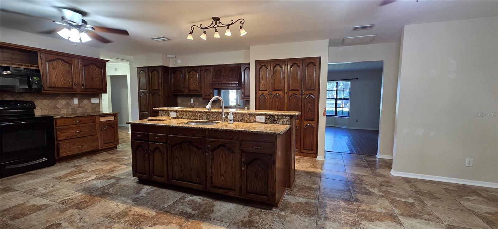 Image 11 of 83 For 1702 Miller Road