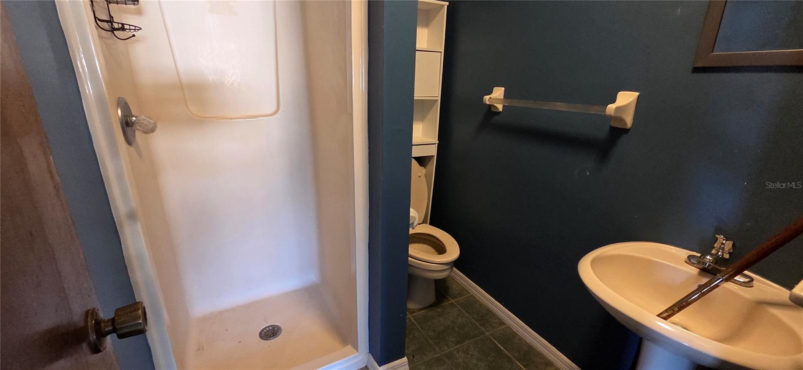 Image 21 of 83 For 1702 Miller Road