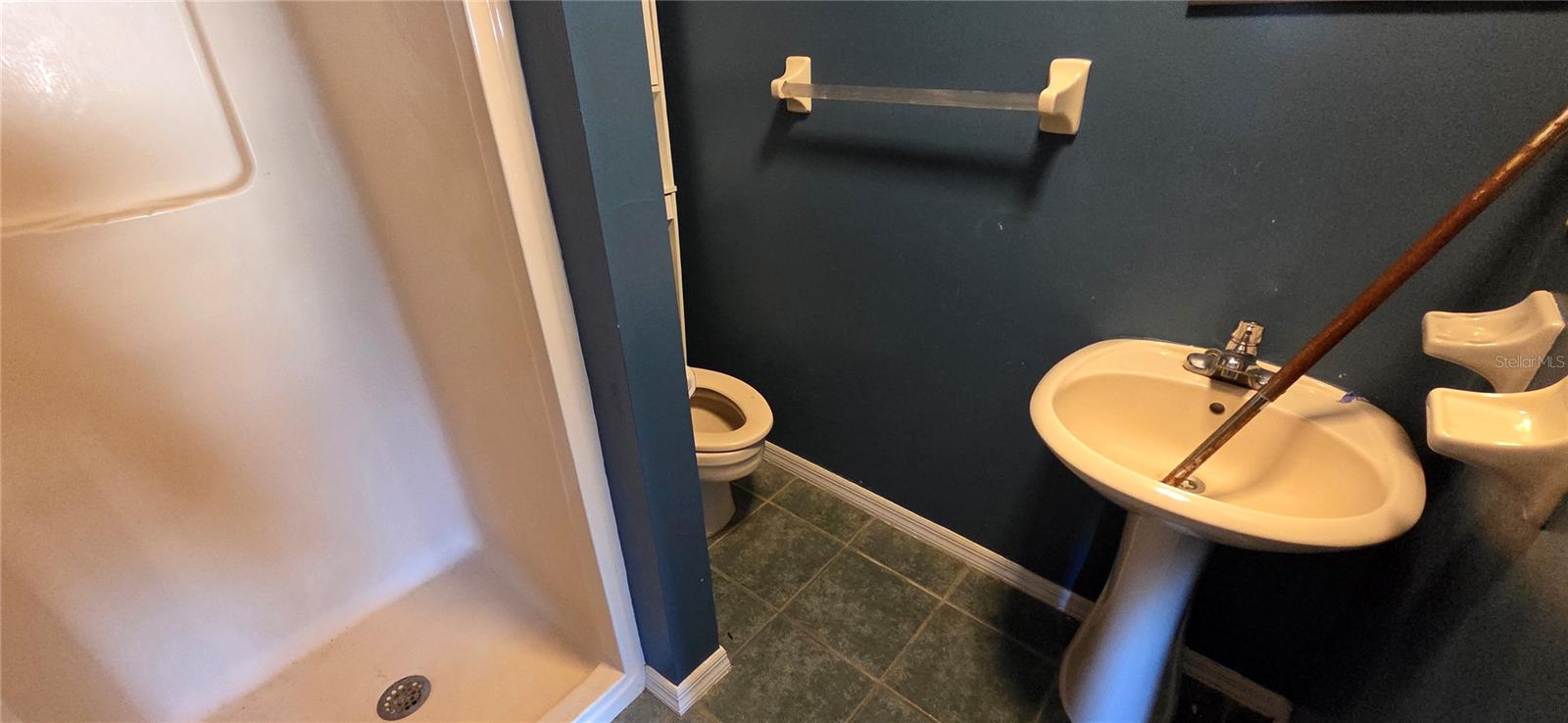 Image 22 of 83 For 1702 Miller Road