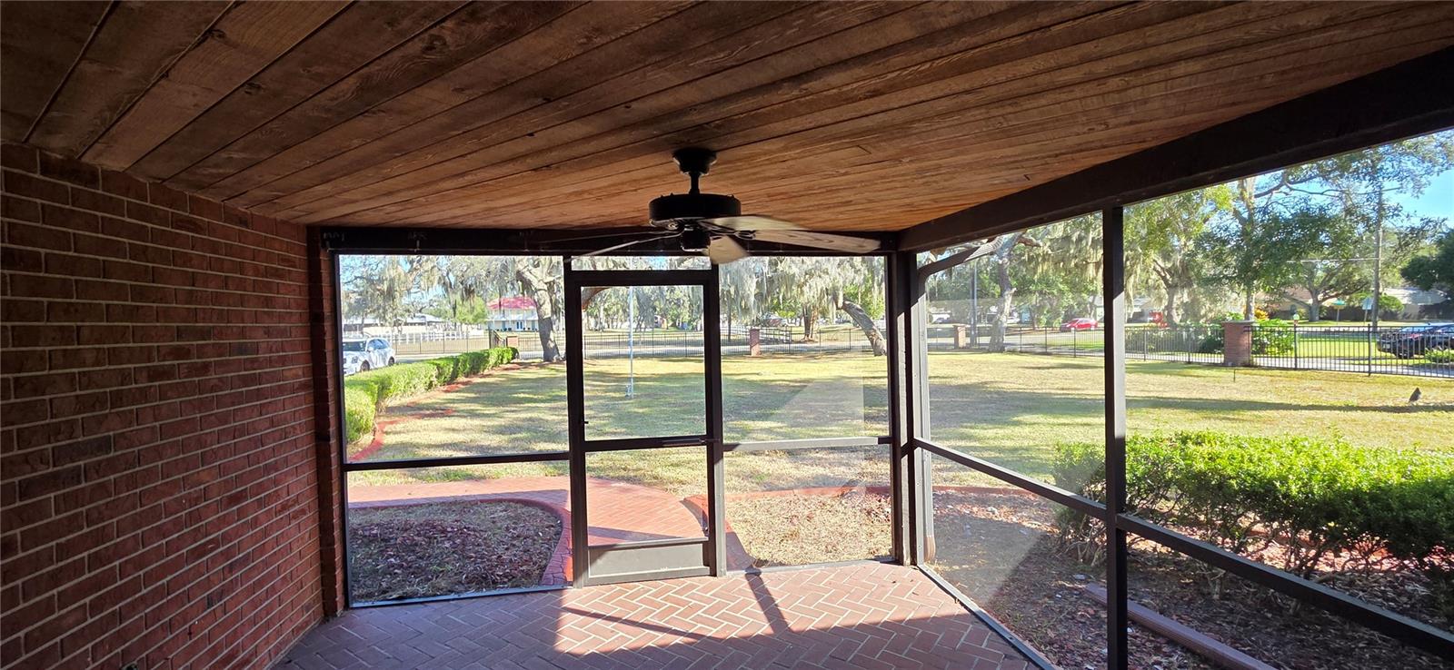 Image 4 of 83 For 1702 Miller Road