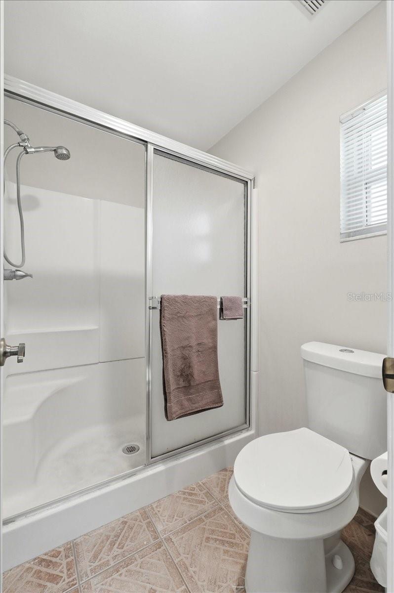 Image 19 of 39 For 6119 Sandpipers Drive