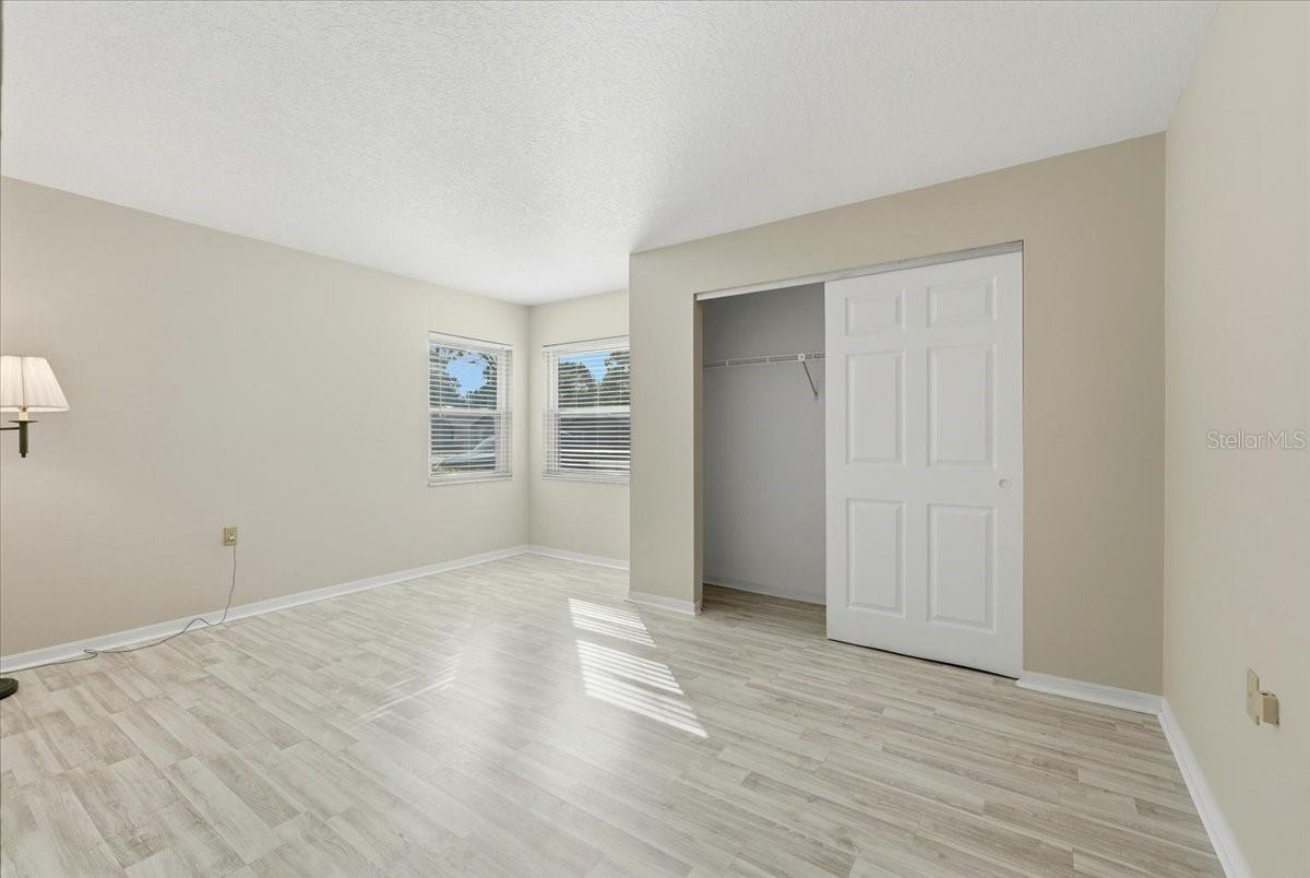 Image 20 of 39 For 6119 Sandpipers Drive