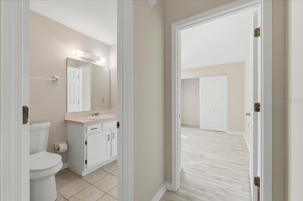 Image 24 of 39 For 6119 Sandpipers Drive