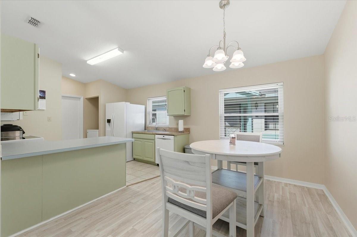 Image 9 of 39 For 6119 Sandpipers Drive