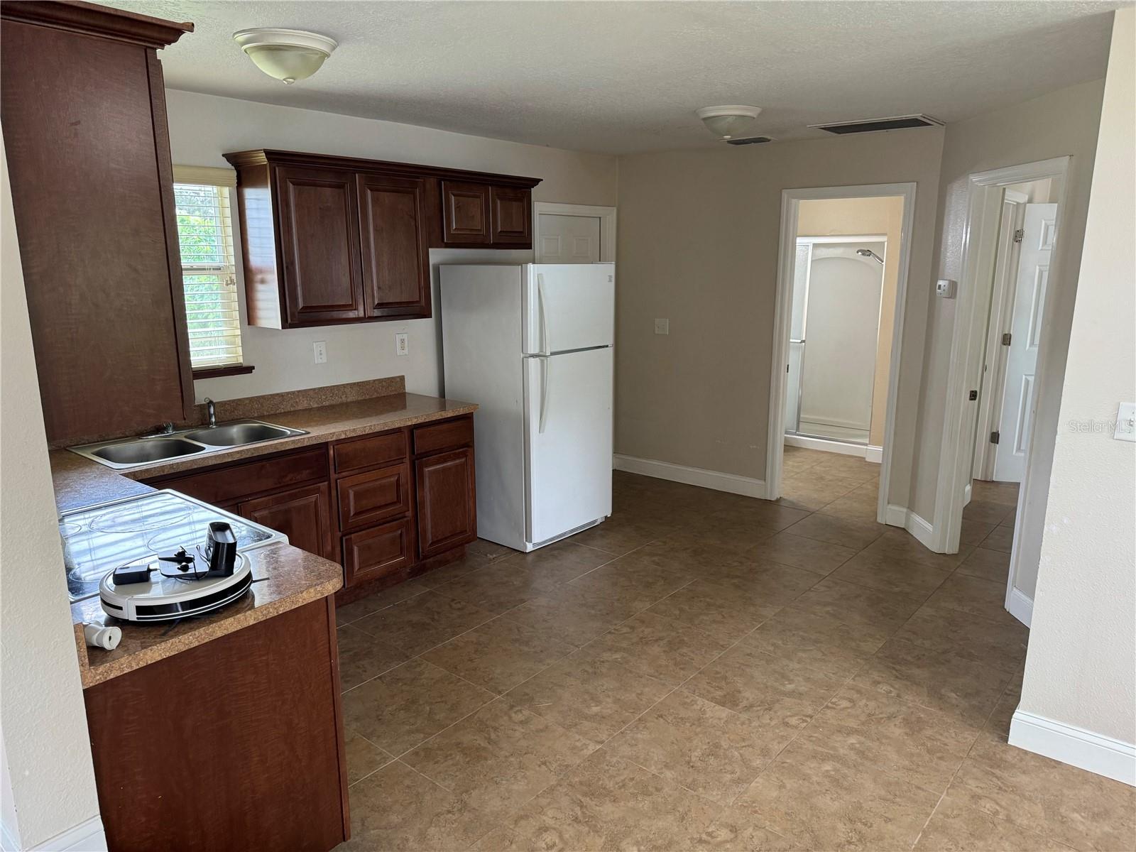 Image 6 of 10 For 2824 Avenue G Nw