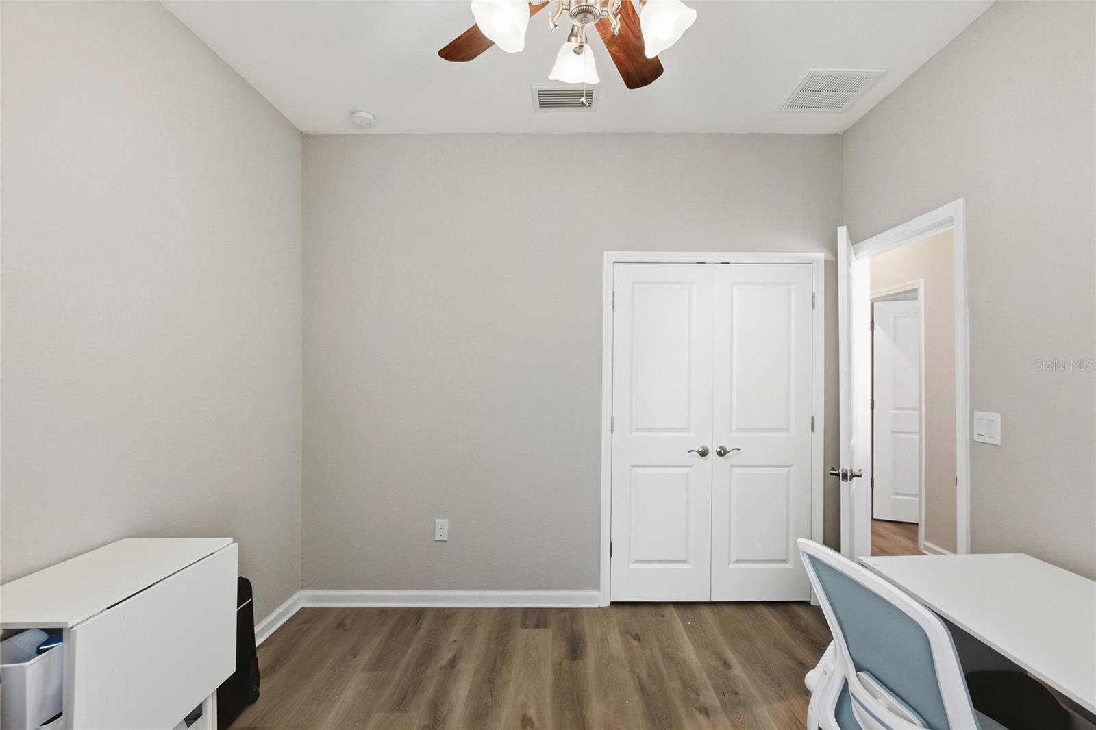 Image 23 of 31 For 845 Gordon Ave N