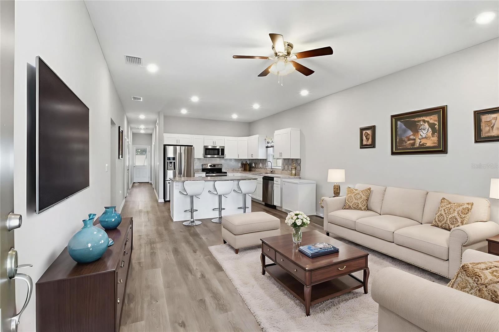 Image 6 of 31 For 845 Gordon Ave N