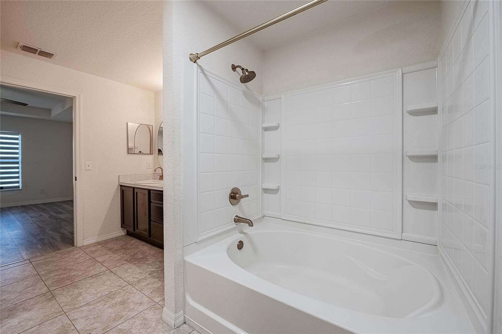 Image 11 of 34 For 245 Captain Hook Way