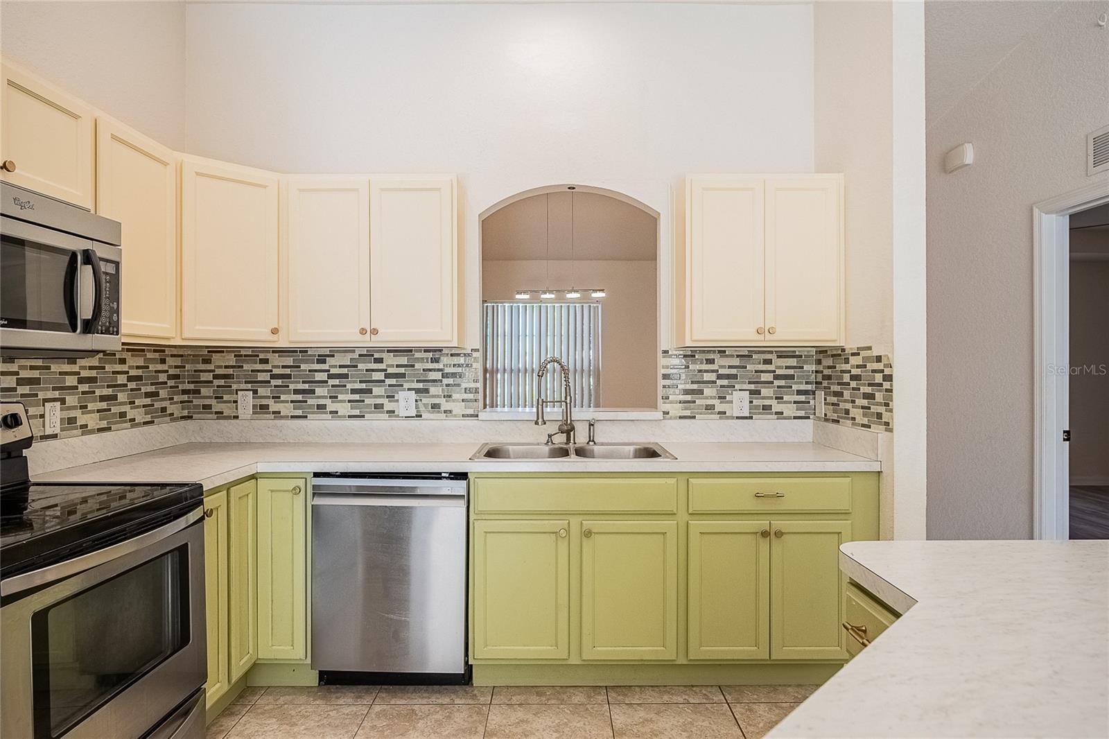 Image 14 of 34 For 245 Captain Hook Way