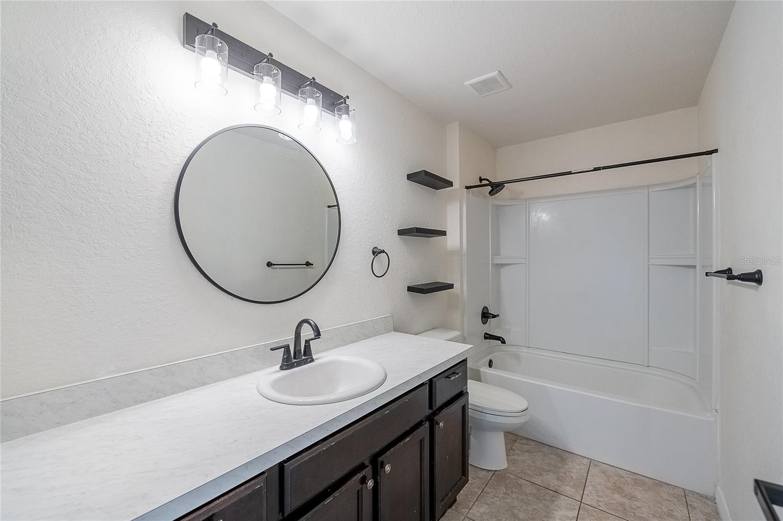 Image 23 of 34 For 245 Captain Hook Way