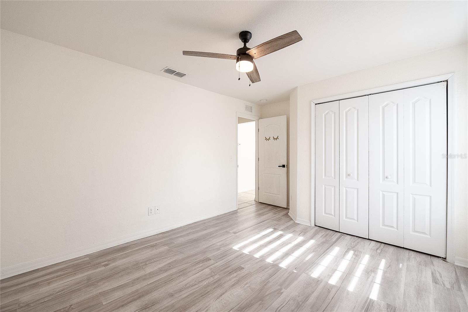 Image 24 of 34 For 245 Captain Hook Way