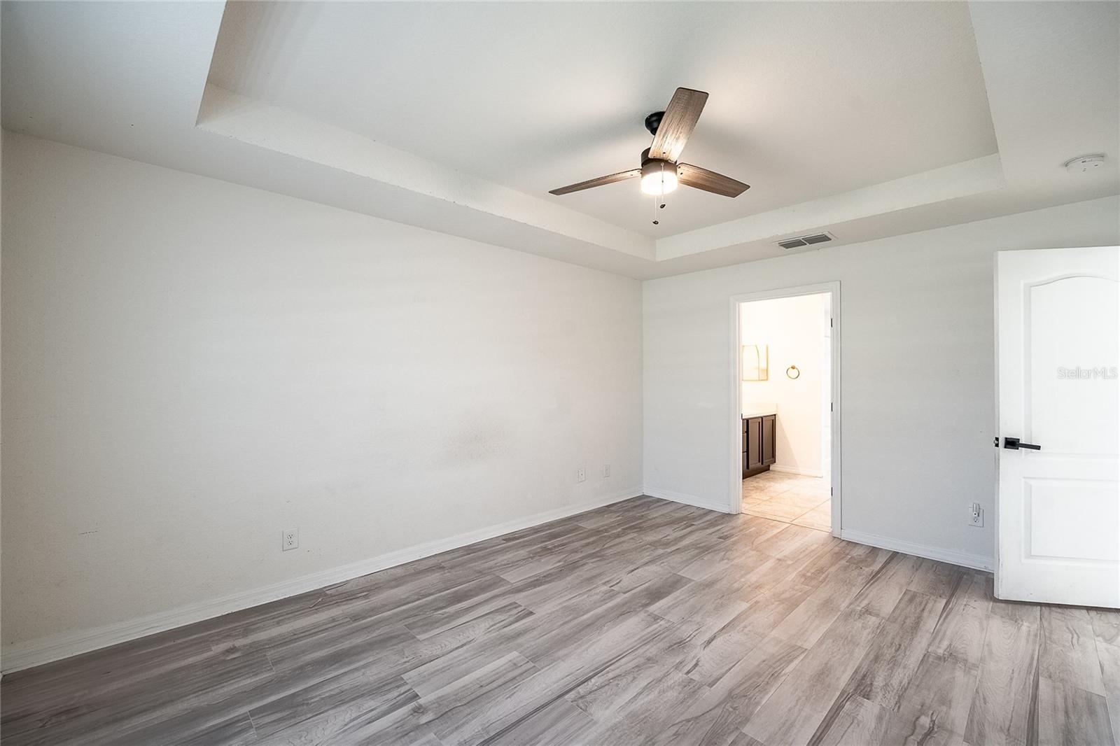 Image 7 of 34 For 245 Captain Hook Way