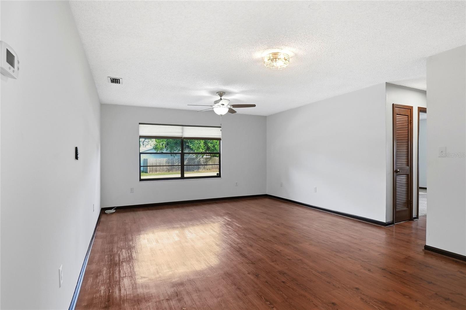 Image 14 of 52 For 3649 Dogwood Place