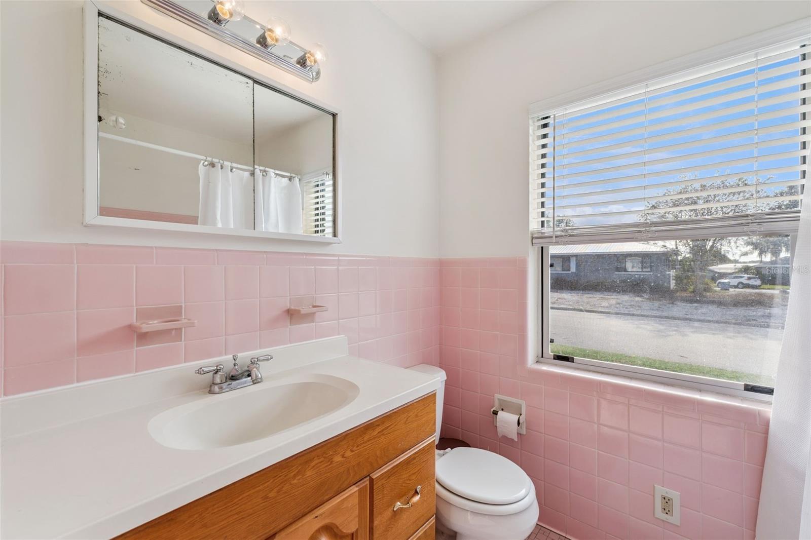 Image 13 of 21 For 1301 Evalyn Drive Se