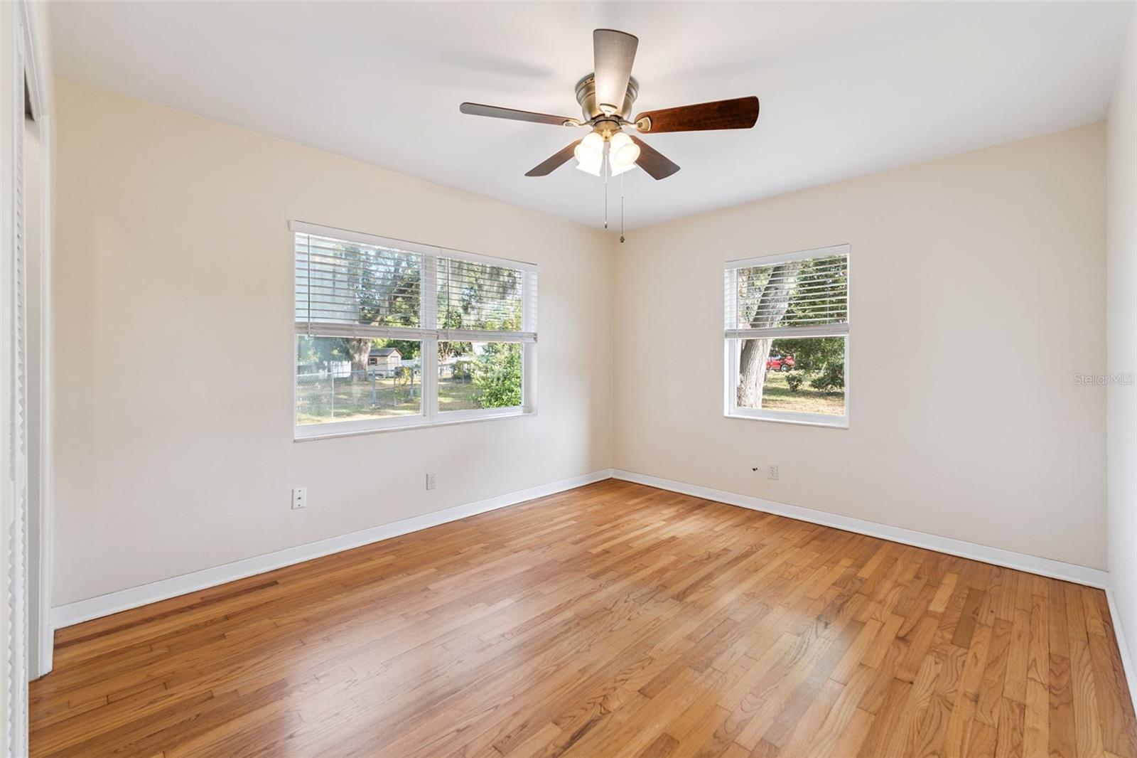 Image 6 of 21 For 1301 Evalyn Drive Se