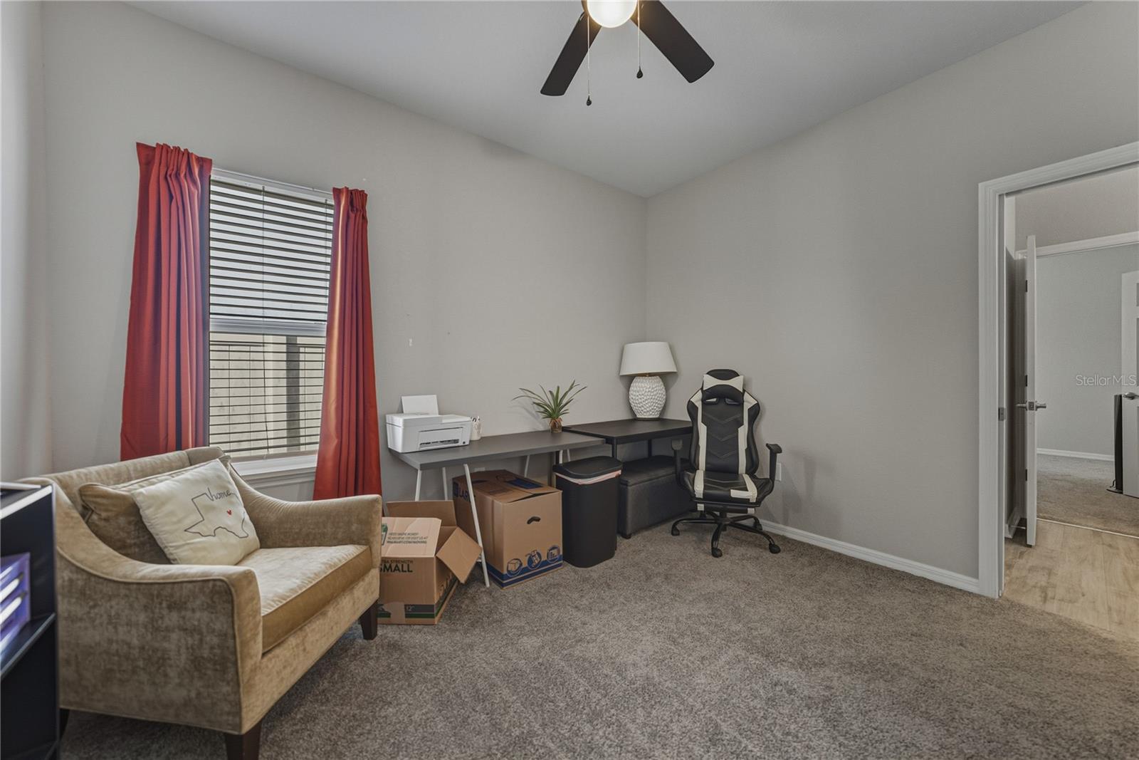 Image 13 of 58 For 929 Montgomery Lane