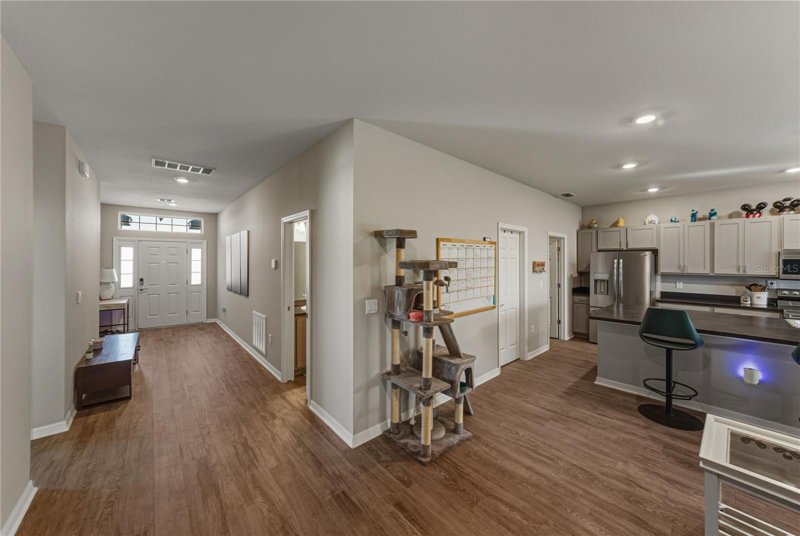 Image 17 of 58 For 929 Montgomery Lane