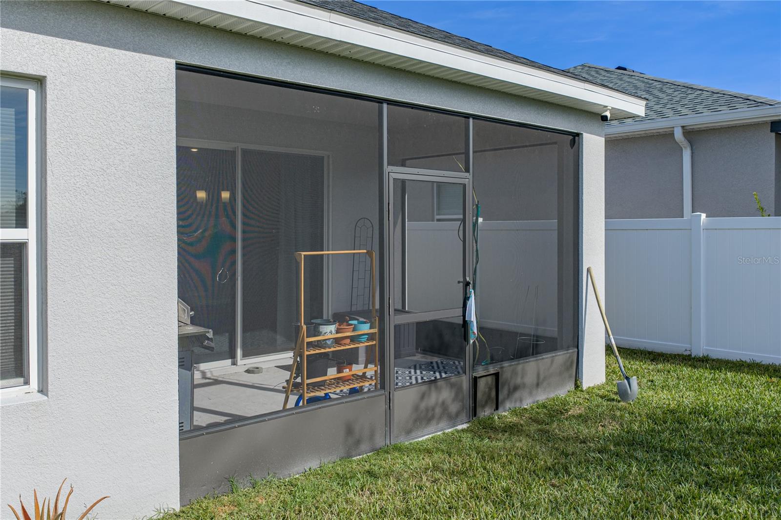 Image 40 of 58 For 929 Montgomery Lane