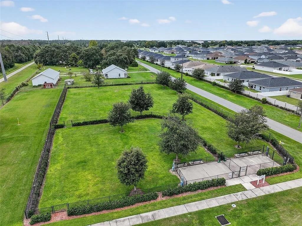 Image 56 of 58 For 929 Montgomery Lane