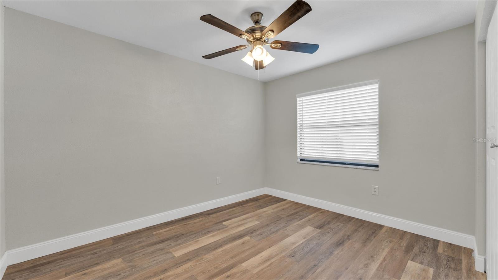 Image 7 of 9 For 260 Village Crest Court