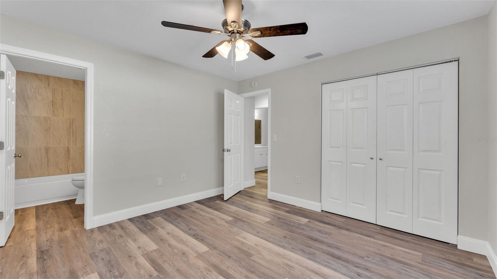 Image 9 of 9 For 260 Village Crest Court