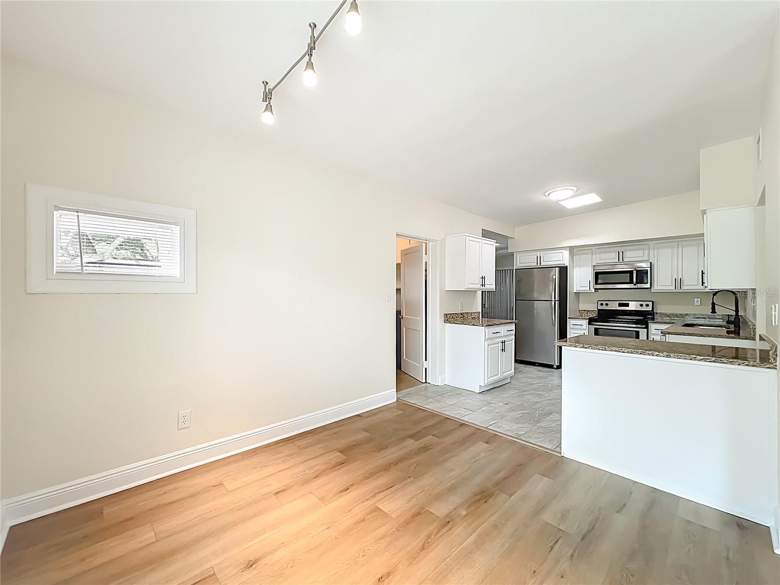 Image 10 of 51 For 3607 Edland Drive