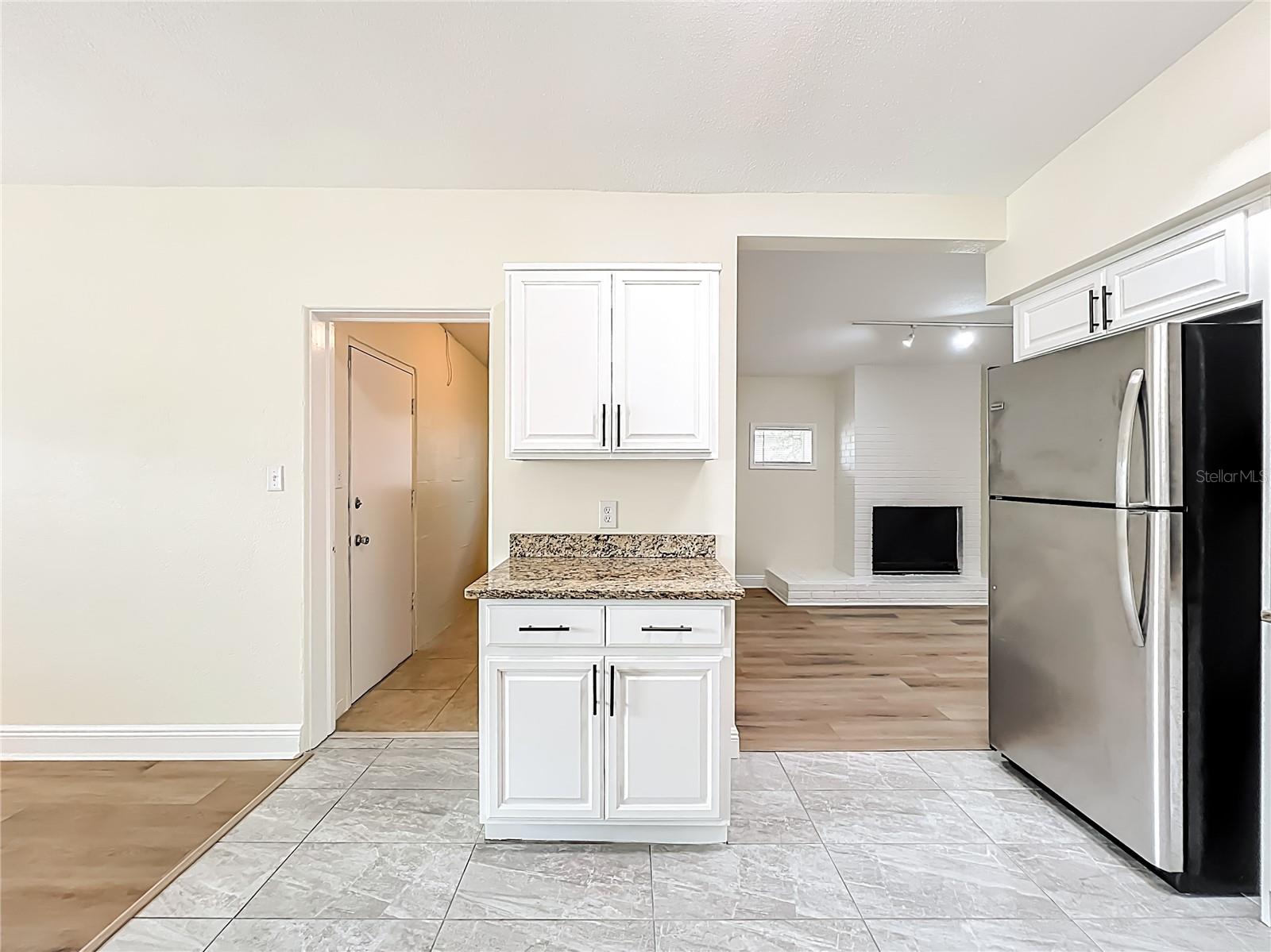 Image 18 of 51 For 3607 Edland Drive