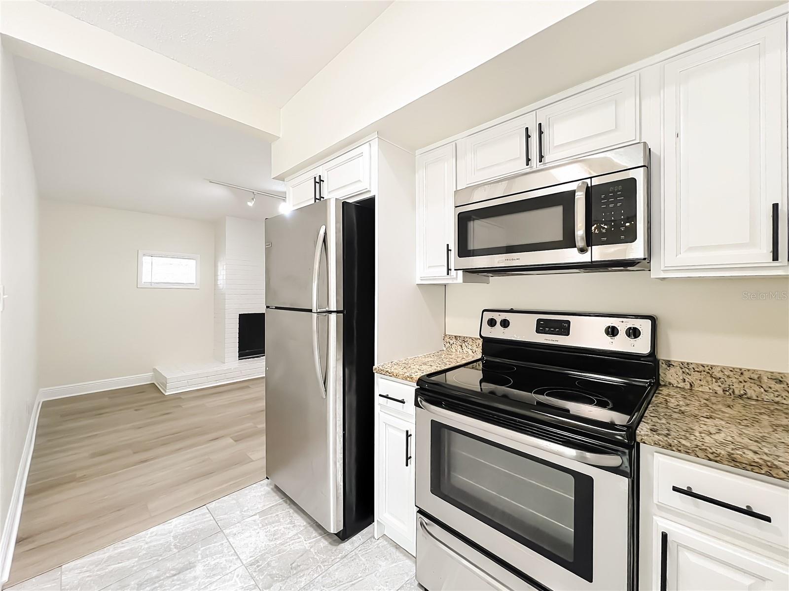 Image 19 of 51 For 3607 Edland Drive