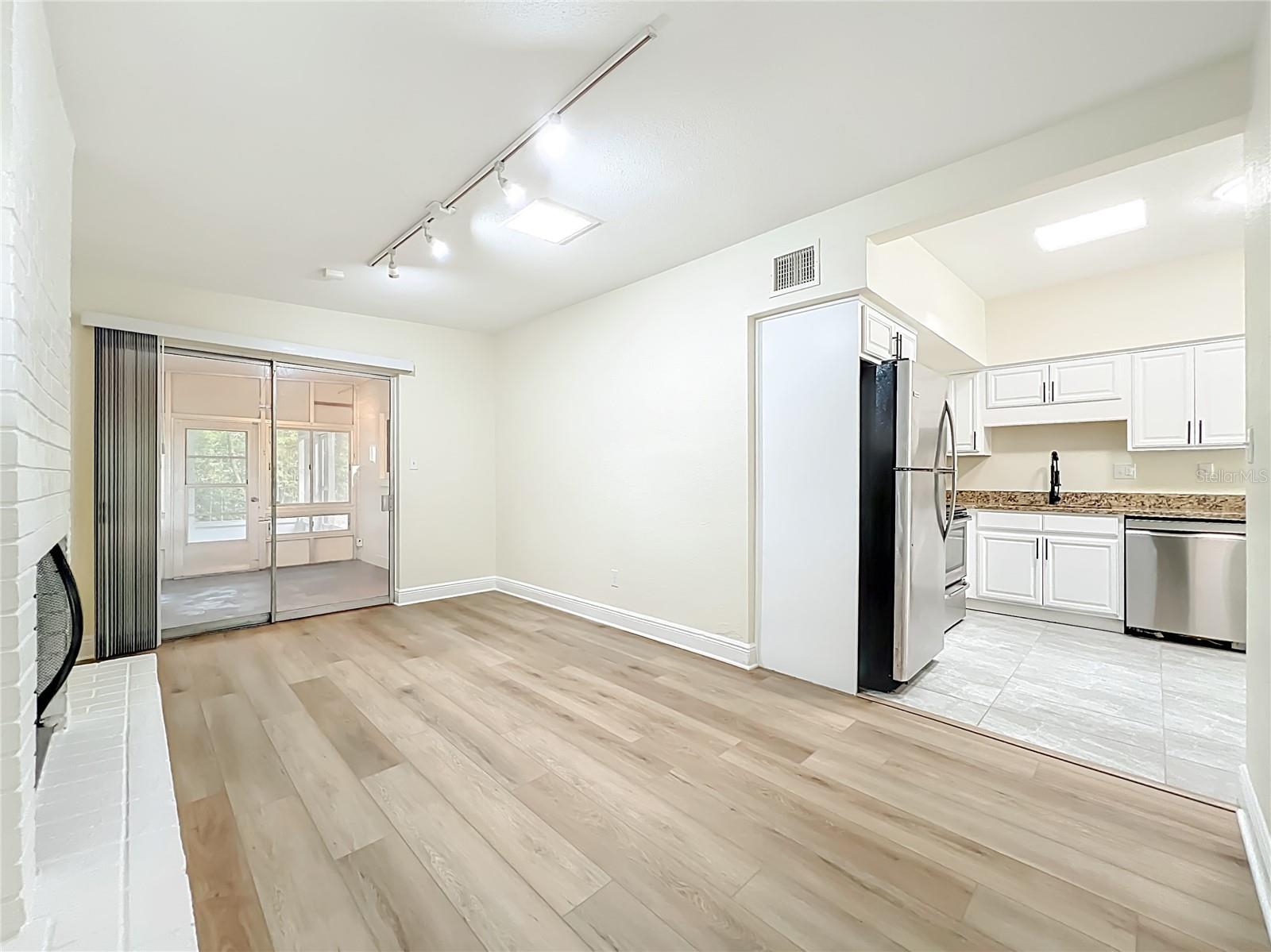 Image 21 of 51 For 3607 Edland Drive