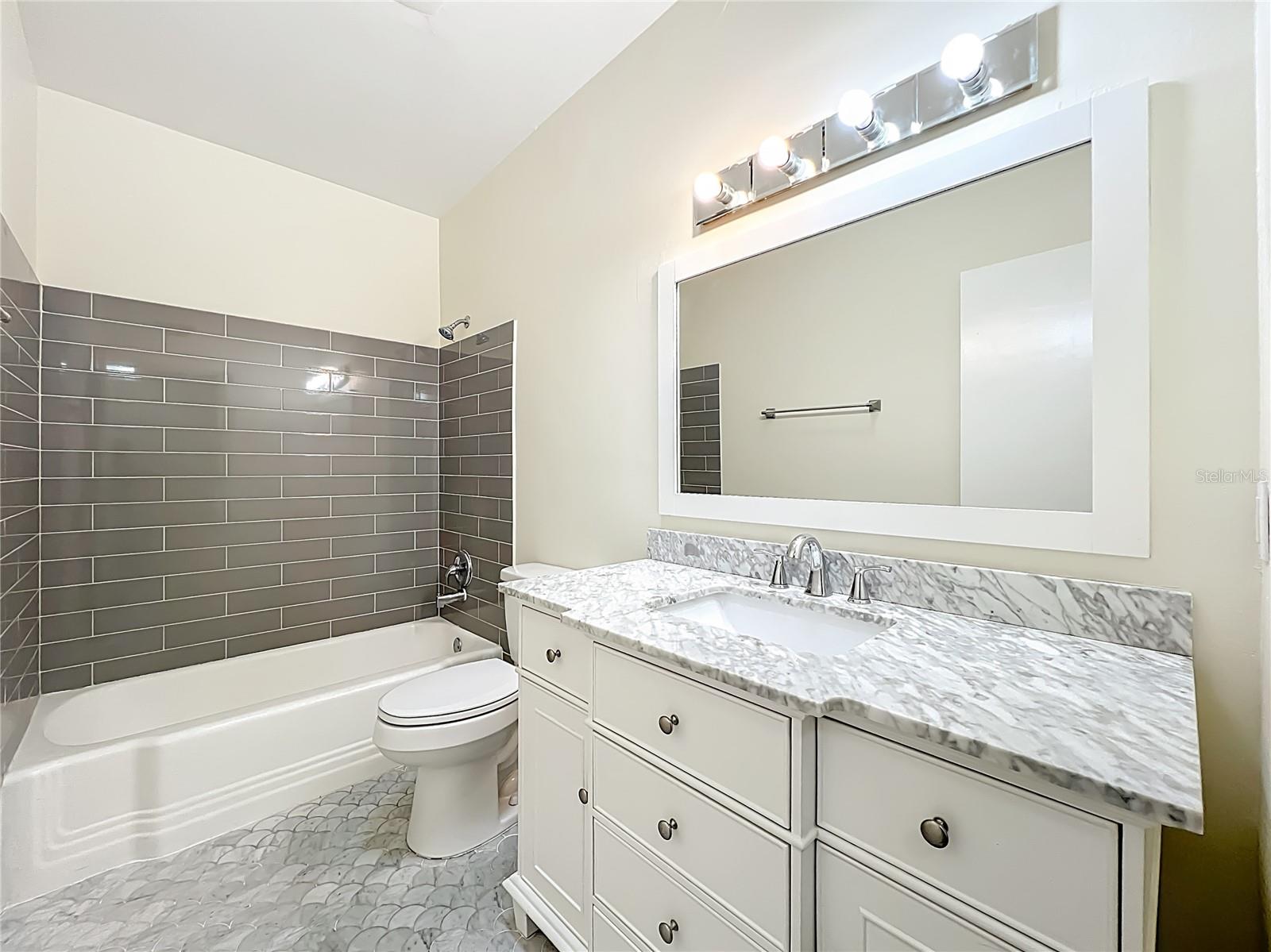 Image 32 of 51 For 3607 Edland Drive