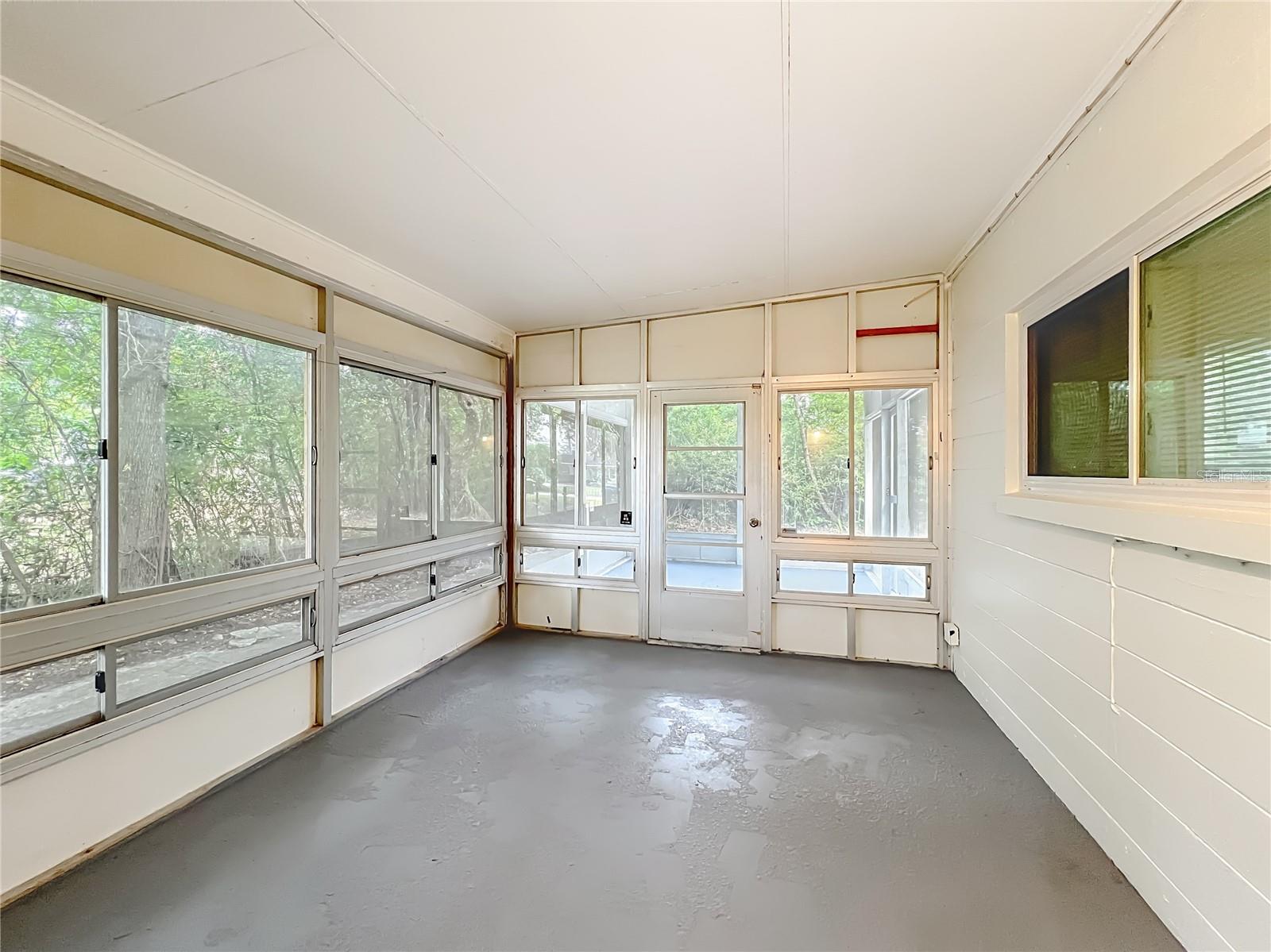 Image 43 of 51 For 3607 Edland Drive