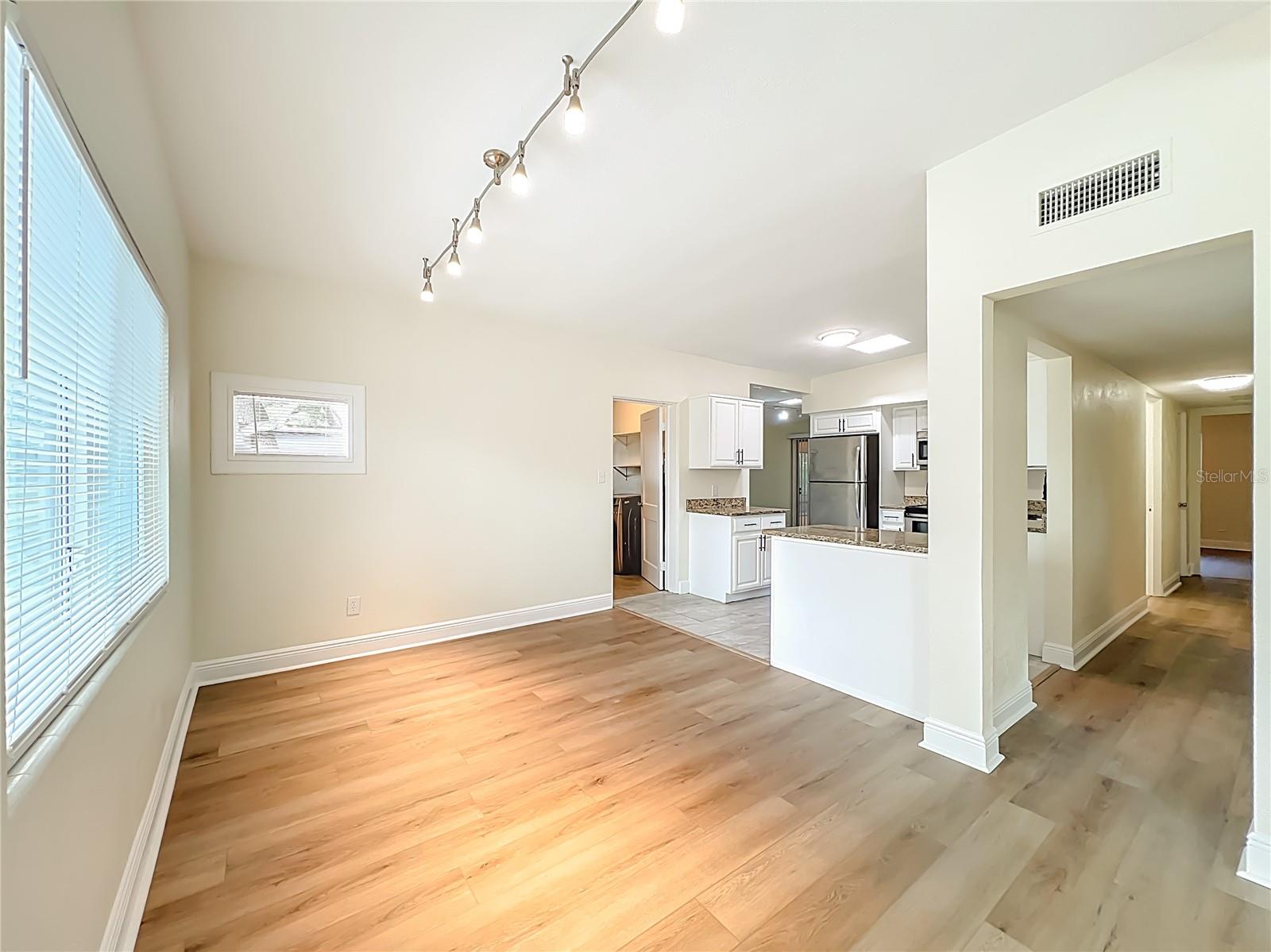 Image 9 of 51 For 3607 Edland Drive