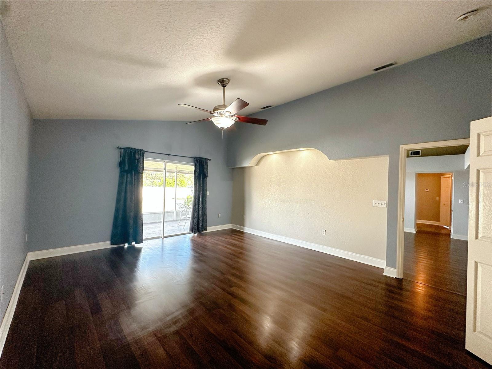 Image 11 of 24 For 5544 Fischer Drive